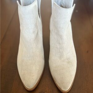 BP Cream Ankle Boots